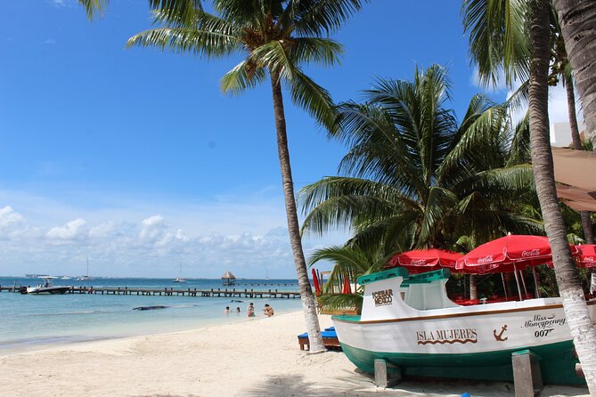 Isla Mujeres Catamaran Tour with Snorkeling at MUSA, Buffet Lunch & Open Bar - A final swim near Playa Norte