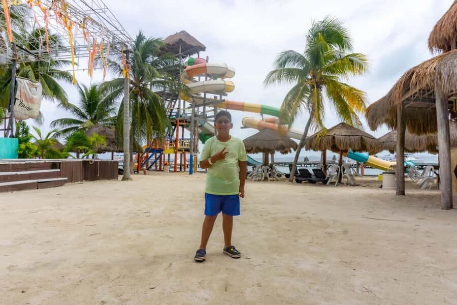 Isla Mujeres Catamaran Tour with Snorkeling & Open bar - Lunch and free time on Isla Mujeres