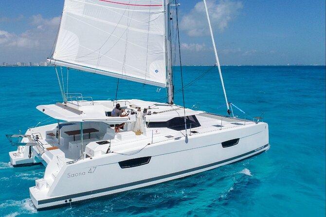 Isla Mujeres Cruise with Beach Club, Snorkel, Lunch and Open Bar - Free time in Isla Mujeres
