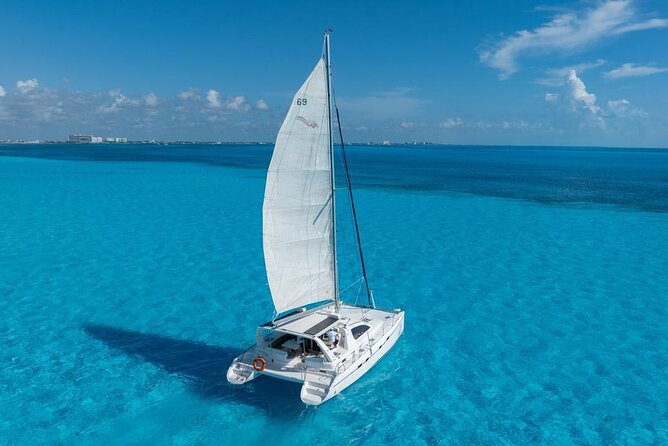 Isla Mujeres Day Tour with Catamaran, Snorkeling & Beach Club - Leaving Cancun from Marina Las Perlas