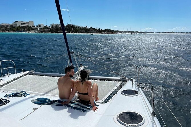 Isla Mujeres Day Tour with Catamaran, Snorkeling & Beach Club - Free time on Isla Mujeres