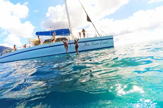 Isla Mujeres tour in a Catamaran with snorkel, open bar, lunch - What this Isla Mujeres catamaran trip is really like