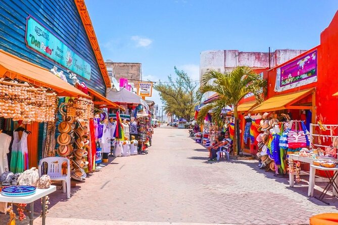 Isla Mujeres Tour with Open Bar Food and Snorkeling - The sunset sail back to Cancun