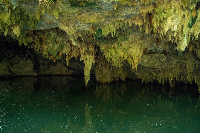 Jade Caverns Private Jeep Tour with Lunch and Snorkeling - Playa Chen Rio and the natural pool