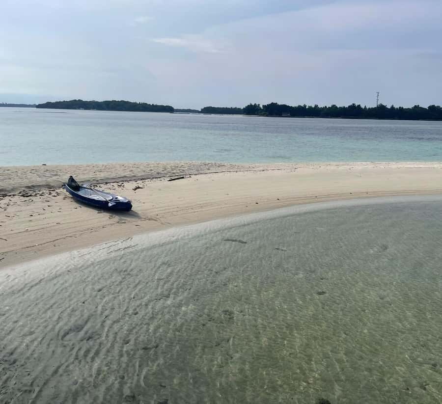 Jakarta: Thousand Island Tour with Canoeing and Snorkeling - The two to three hour crossing