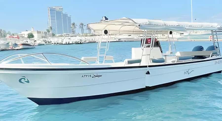 Jeddah: Bayadah Island Boat Trip with Snorkeling Option - Swimming, Sunbathing, and Beach Time