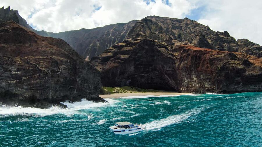 Kauai: Na Pali Coast Snorkel Tour With Lunch - Kikiaola Harbor: arriving without confusion