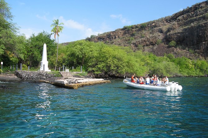 Kealakekua Bay Captain Cook Snorkel Exclusive - What snorkeling at Kealakekua Bay feels like