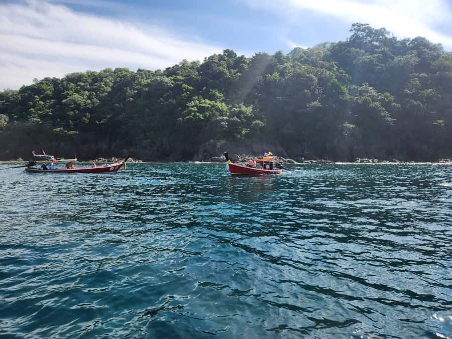 Khao Lak: Khao Na Yak Sightseeing & Snorkeling Small Group - The guides make the small group count