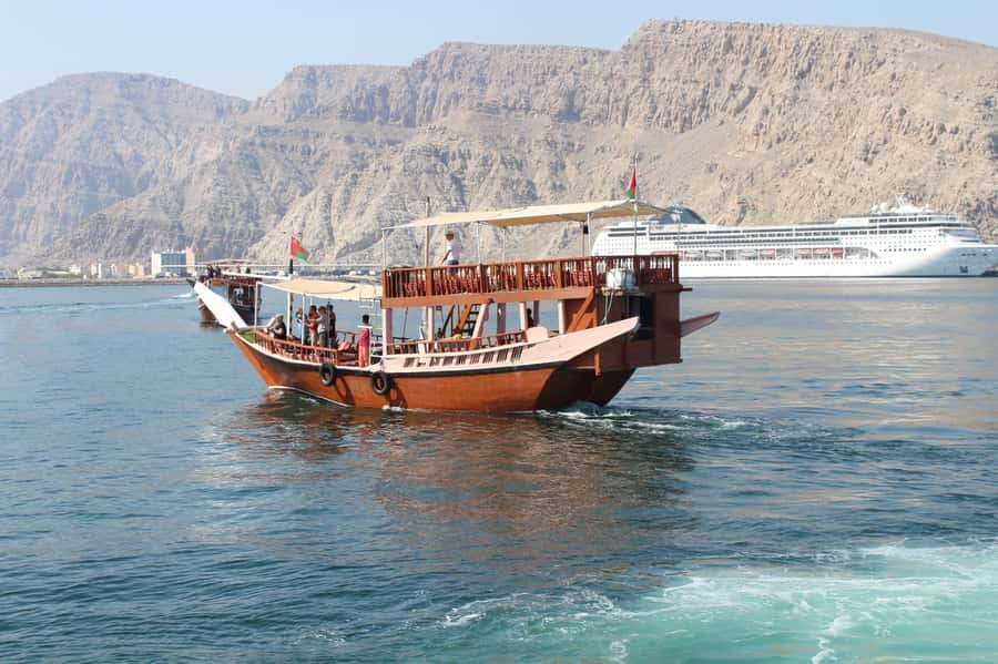 Khasab: Half-Day Dhow Cruise, Dolphin Watching, & Snorkeling - Small drawbacks worth knowing first