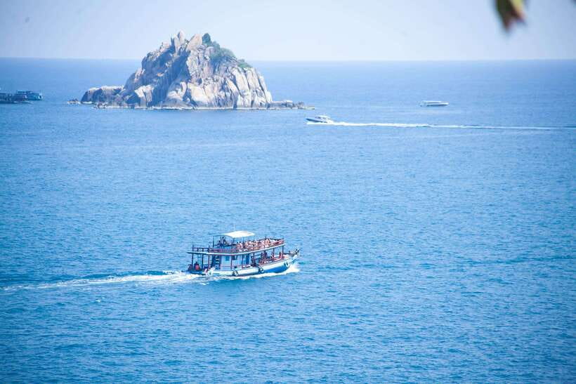 Ko Tao: Late Riser Snorkeling Tour with Lunch and Photos - Lunch on the Way to Mango Bay