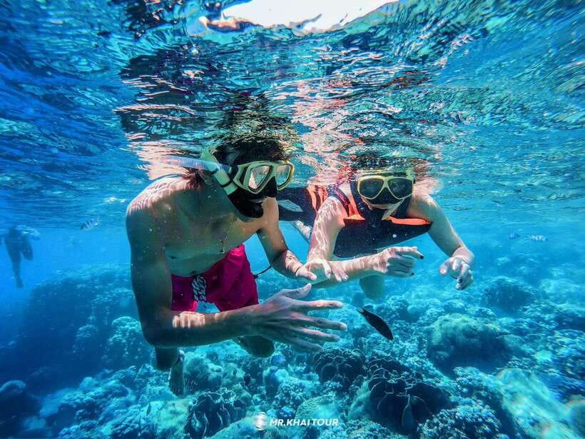 Koh Chang: 3 or 4 Islands Snorkel & Beach Tour by Big Boat - What the 3-island route offers