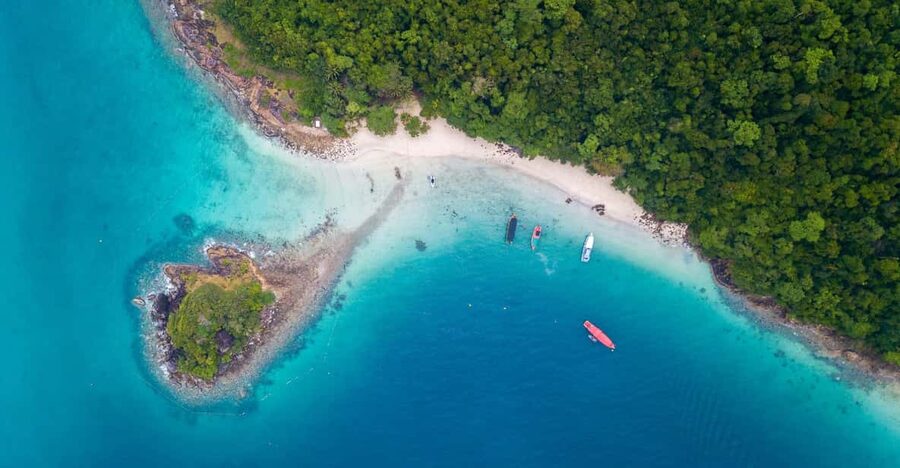 Koh Kood: Snorkeling Speedboat Tour with Lunch and Transfer - Ko Raet and the second water stop