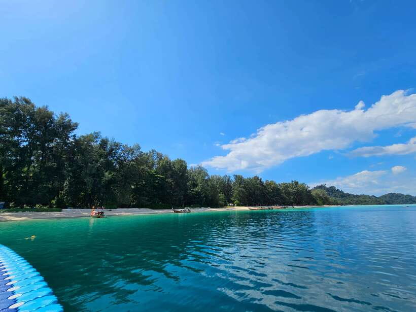 Koh Lanta: 4 Islands Tour by Speedboat with Snorkeling - The speedboat schedule and group size