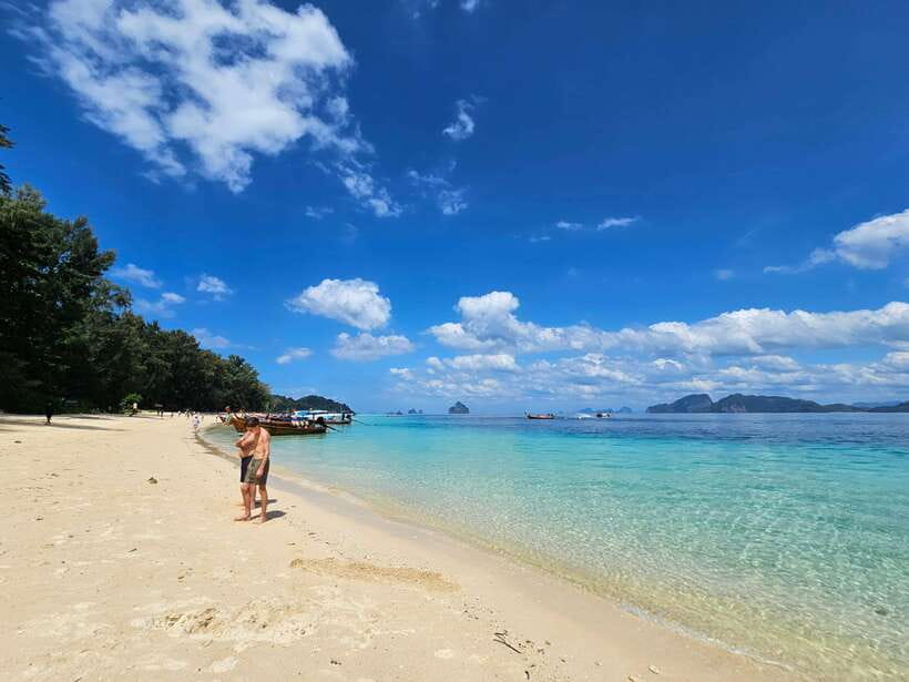Koh Lanta: 4 Islands Tour by Speedboat with Snorkeling - Starting from Koh Lanta Yai