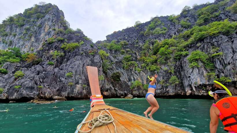 Koh Lanta: Emerald Cave & 4 Islands Snorkel Tour by Longtail - Why this Koh Lanta day trip works
