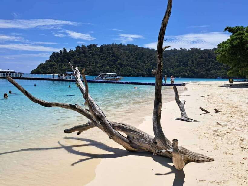 Koh Lanta: Koh Rok and Koh Haa Snorkeling Adventure - Why Koh Rok and Koh Haa make a good pair