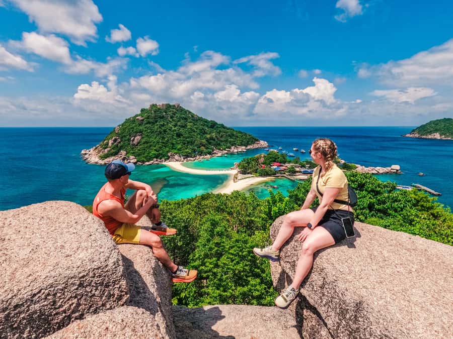 Koh Samui: Koh Tao and Nangyuan Snorkeling Tour with Lunch - The speedboat ride from Koh Samui