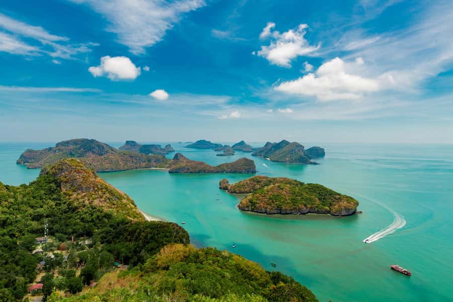 Koh Samui Premium Ang Thong Kayaking & Snorkeling with Lunch - Crowds, guides, and comfort