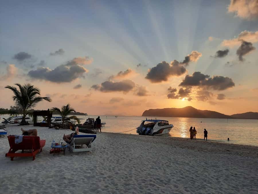 Koh Samui: Sunset Pig Island and Snorkeling Koh Tan w/Dinner - Koh Tan snorkeling and the reality of sea conditions