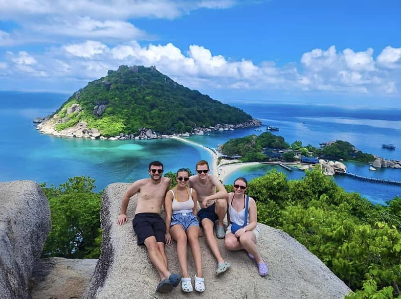 Koh Tao: Snorkeling Trip to Nang Yuan Island & Hidden Bays - Food, photos, and the crew