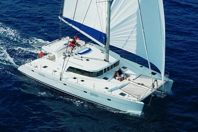 Kona Luxury Catamaran Yacht Snorkel & Sail - The Kona Coast by yacht, not by bus