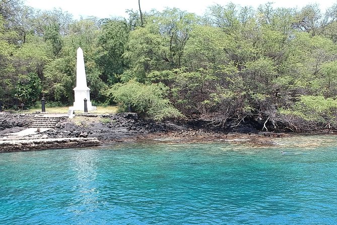 Kona Snorkeling: Beat the Crowd to Kealakekua Bay - Starting at the Captain Zodiac office