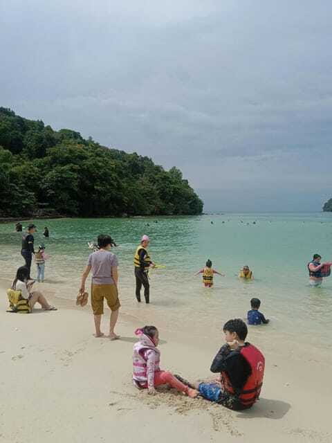 Kota Kinabalu: Manukan & Sapi Islands Snorkeling with Lunch - Returning to Kota Kinabalu by 3:00 PM