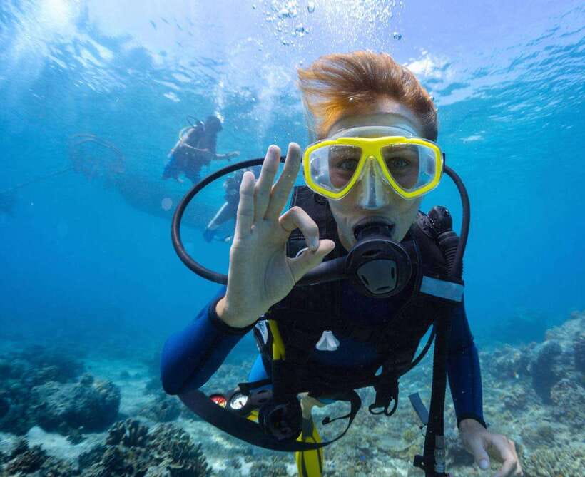 Kota Kinabalu: Snorkeling & Island Hopping Sapi & Manukan - Buffet lunch beside the beach