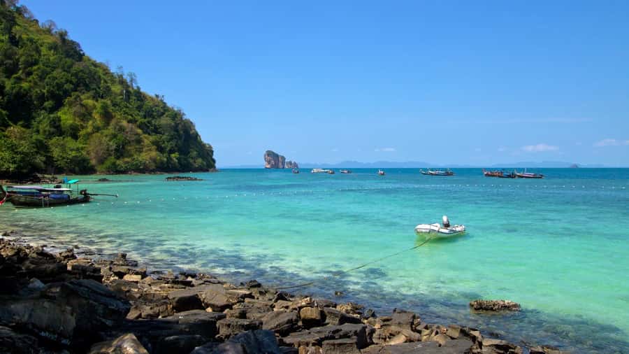Krabi: 4 Island Sunset Small Group Tour with Night Snorkel - Railay opens the afternoon with limestone views