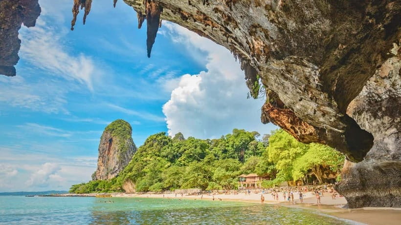 Krabi: 4 Islands Hopping & Snorkeling Tour - Poda Island brings lunch and water time