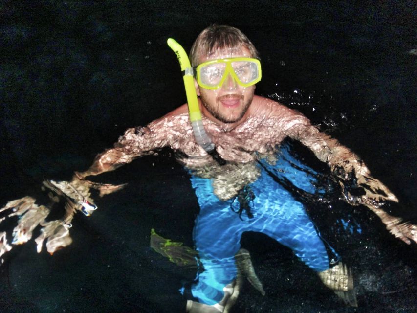 Krabi: 7 Islands Sunset Tour with Buffet Dinner & Snorkeling - Chicken Island is made for the camera