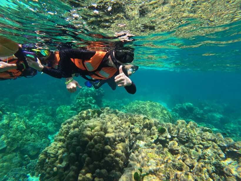 Krabi Aonang: Koh Rok & Koh Haa Snorkelling Day Trip + Lunch - Lunch, sun, and a proper pause on Koh Rok