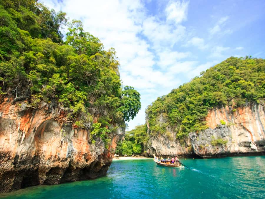 Krabi: Private Hong Island Snorkeling Tour w/ Long-Tail Boat - Hong Lagoon, where the boat becomes the attraction