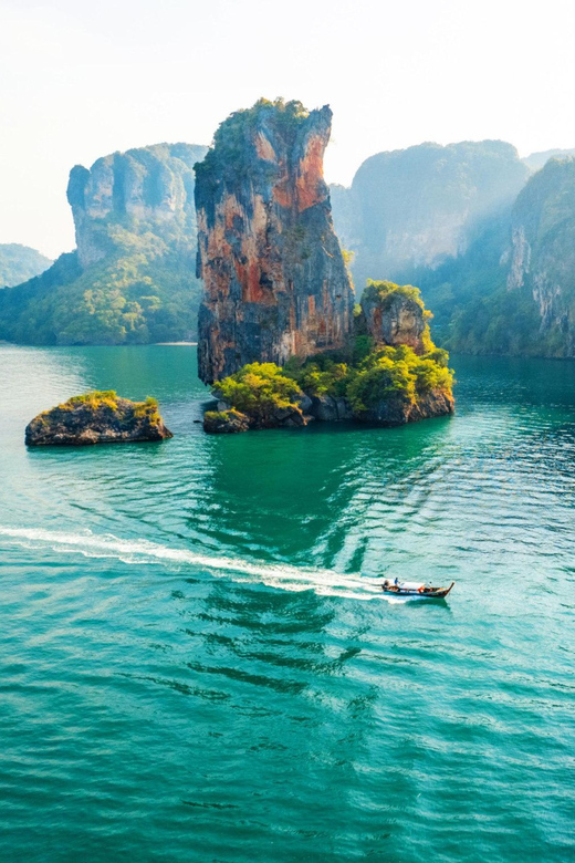 Krabi: Private Hong Island Snorkeling Tour w/ Long-Tail Boat - Hong Island: beach time and the 419-step climb