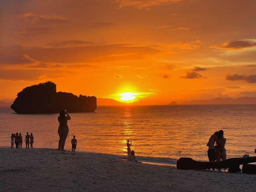 Krabi: Seven Islands Snorkel Cruise with Dinner - Key points at a glance