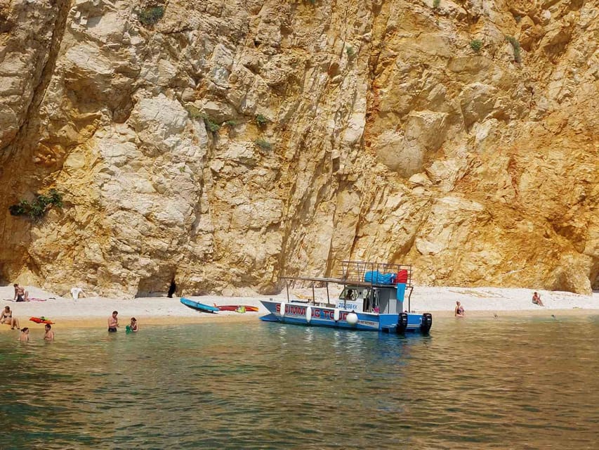 Krk: Swimming and Snorkeling tour on Golden Bay - Three hours of swimming and snorkeling