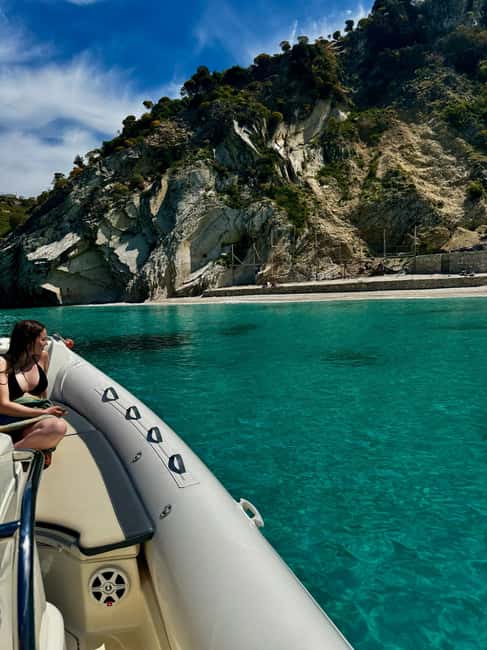 Ksamil Pigeon Cave Snorkeling free Drinks Speedboat In Group - Group atmosphere and guiding