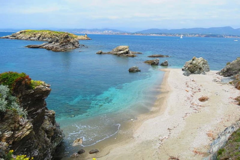 La Ciotat: Boat Tour to Cove of Var / Embiez and Snorkeling - Bendor, Bandol, and the Changing Coast