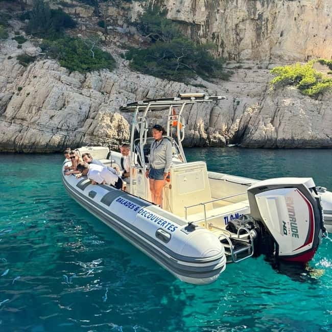 La Ciotat: Boat Tour to Cove of Var / Embiez and Snorkeling - Île Verte and the First Coastal Views