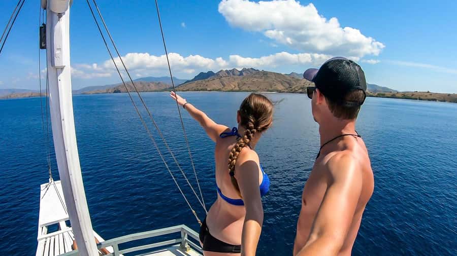 Labuan Bajo: Swim and Snorkel Komodo Island Trip with Lunch - Key points before you book