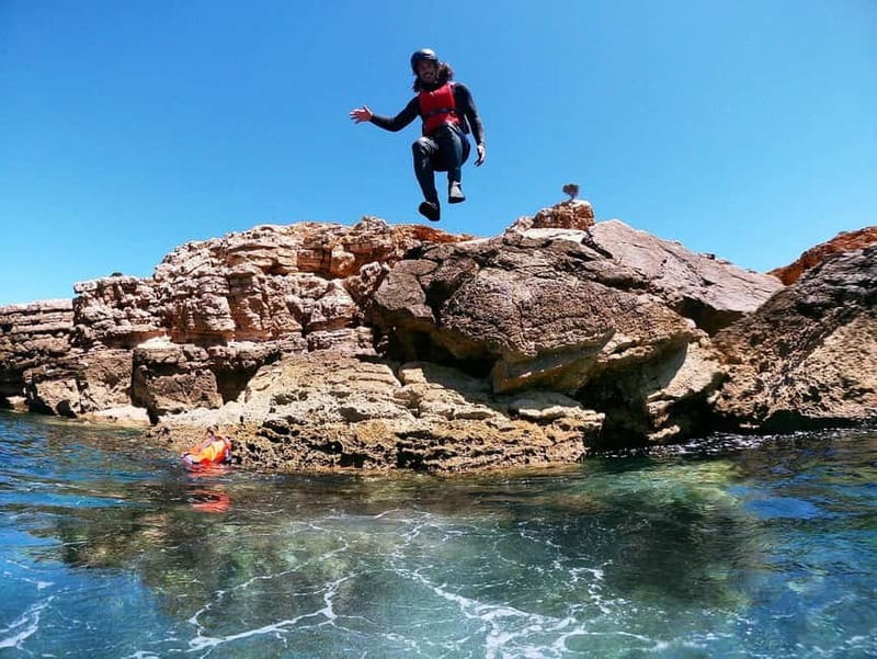 Lagos: Algarve Coasteering and Snorkeling Adventure - Why the guides make such a difference