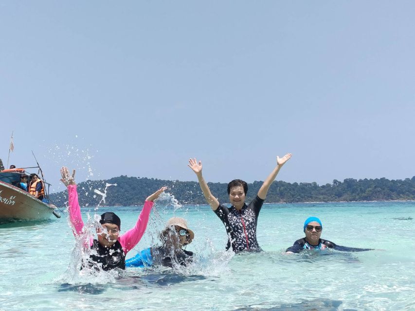 Lipe Private Snorkelinge Outside Zone By Long Tail Boat - Finding the boat near Pattaya Beach