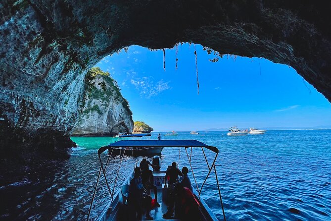 Los Arcos 5 islands Snorkeling Cliff Jumping and Hidden Beach - Guides, drinks, and the group experience