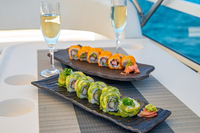 Luxury 42' Yacht Tour in Cabo for Snorkeling and Sunset - Why the crew can make or break the trip