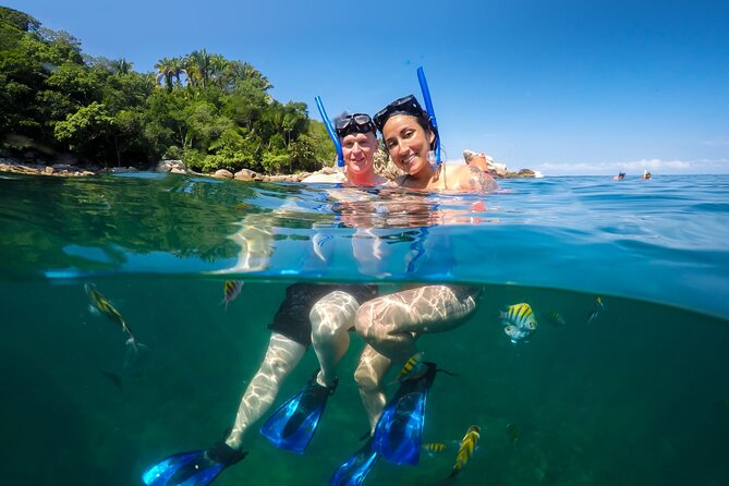 Luxury Yacht & Snorkel with All inclusive Open bar and lunch - Snorkeling near Majahuitas