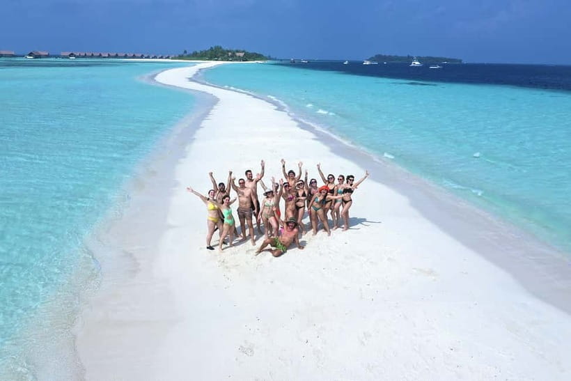 Maafushi: Boat Tour with Coral Garden and Turtle Snorkeling - Key points at a glance