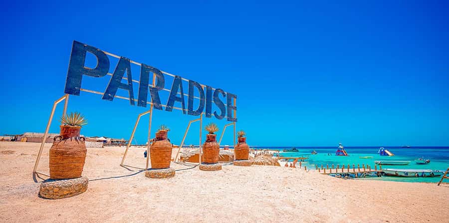 Makadi Bay: Nature with Snorkeling & Lunch Paradise Island - The hotel pickup and ride to the marina