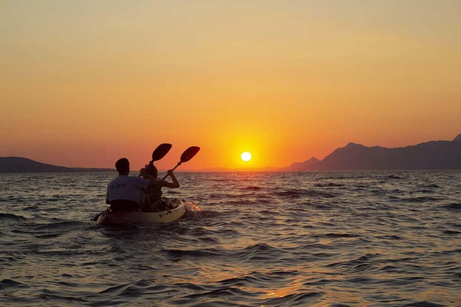 Makarska: Guided Sea Kayaking Tour with Snorkeling Stop - Paddling east from the Lavander beach