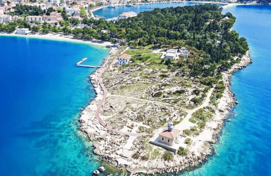 Makarska: Sea kayaking & snorkeling adventure - MPL Nautika - Krvavica Marina and the Love Bridge